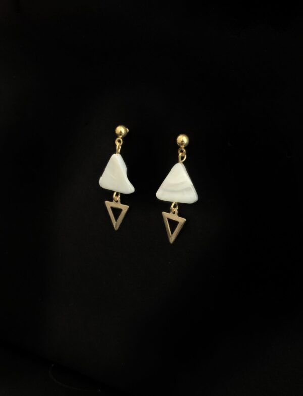 boucle oreille Boucle d'oreille triangle