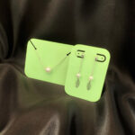 8E0AE001-925A-4A9F-AF34-D27E2F1FBD25