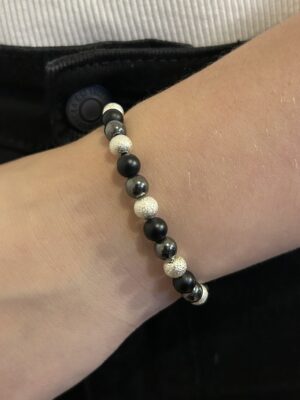 IMG_2949 Bracelet de perle hématite, onyx mate et acier