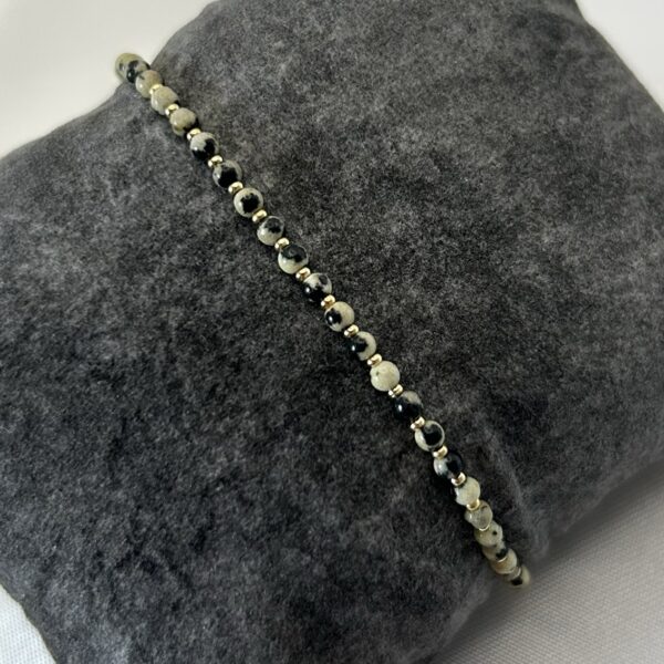 bracelet jaspe dalmatien Bracelet perle jaspe dalmatien et acier